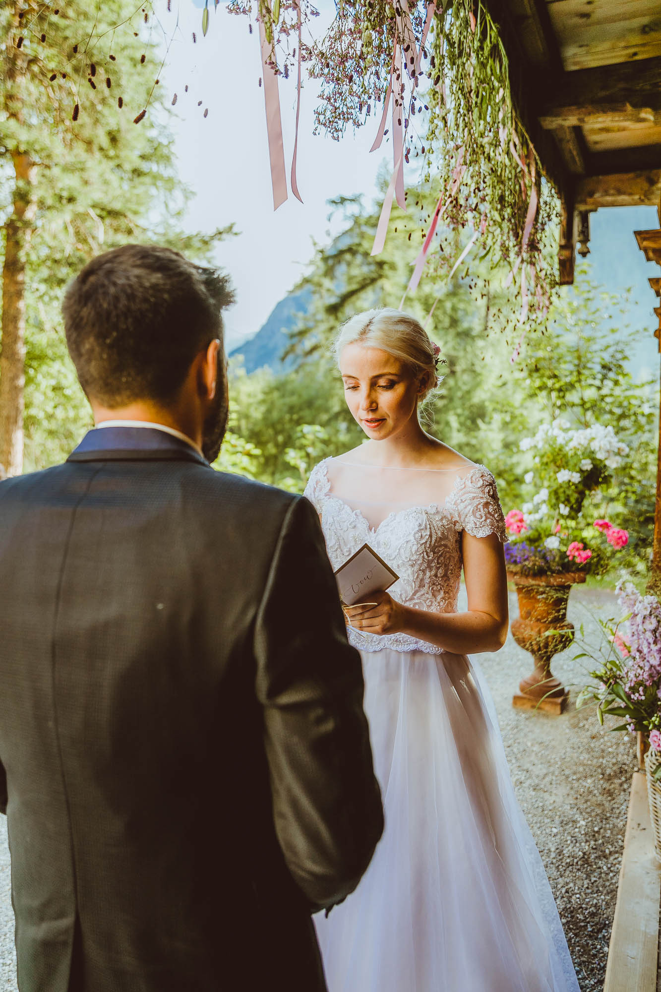 Export x3 Styled Shoot Saratz 92 Styled Shoot Saratz